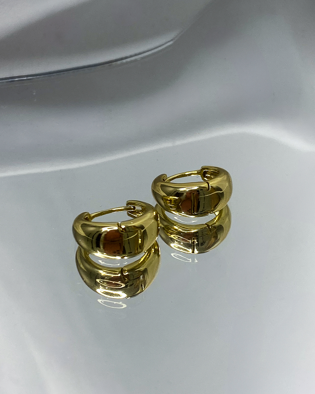 Aretes enchapados en oro 14k de acero inoxidable