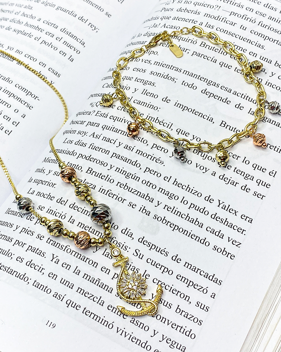 Set de collar y pulsera con dige de ancla enchapados en oro 14k de acero inoxidable