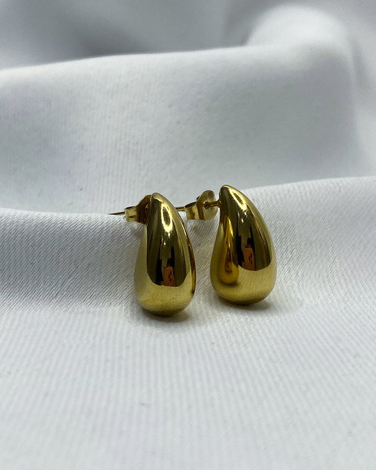 Pendientes de tachuela diseño de gota pequeña enchapado en oro 18k acero inoxidable