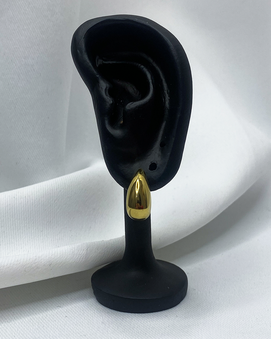 Pendientes de tachuela diseño de gota pequeña enchapado en oro 18k acero inoxidable