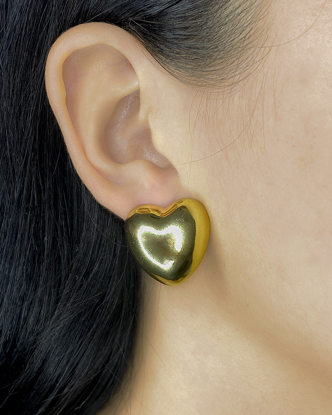 Pendientes de tachuela corazón burbuja enchapado en oro 14k acero inoxidable