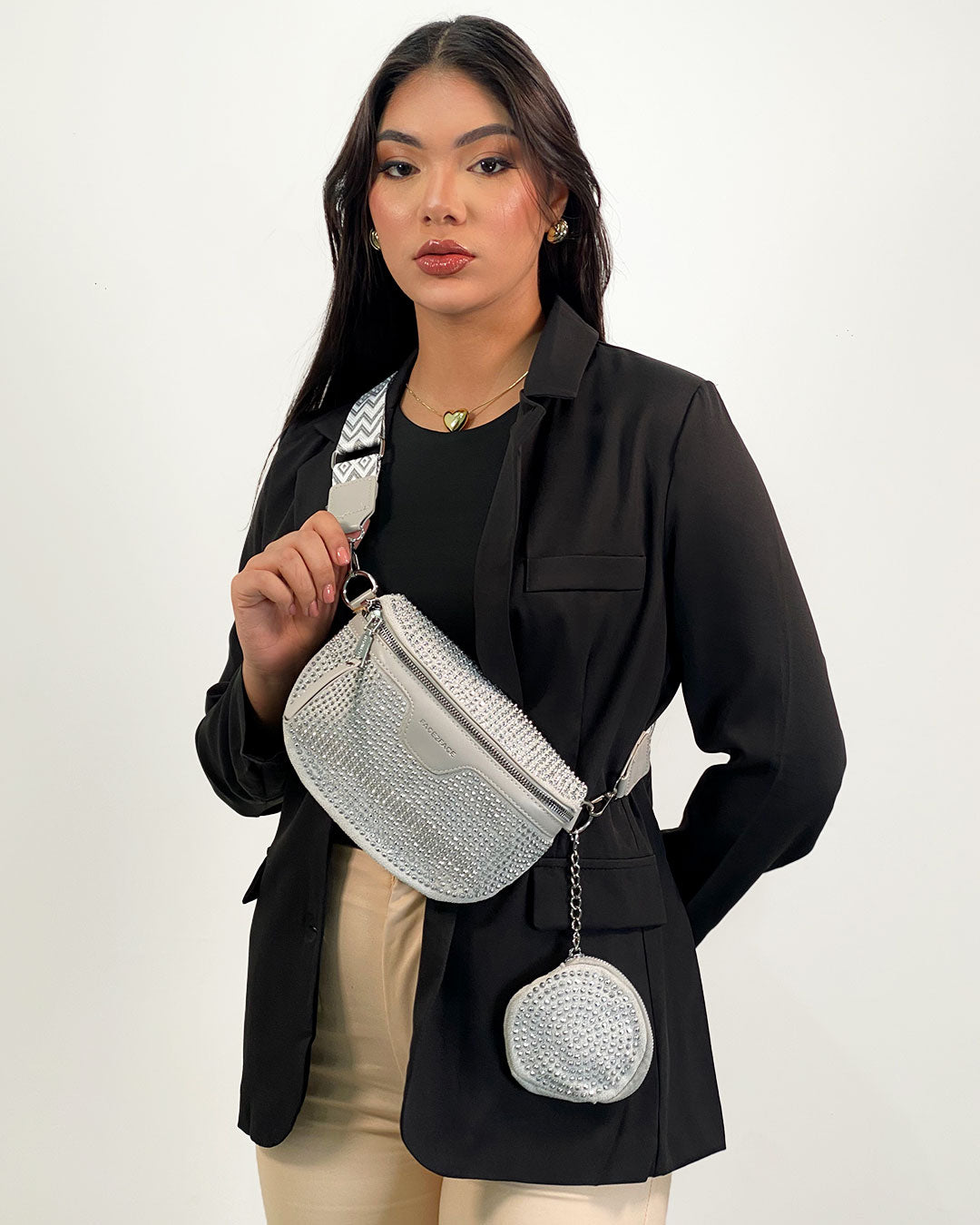 Cartera de pecho brillante