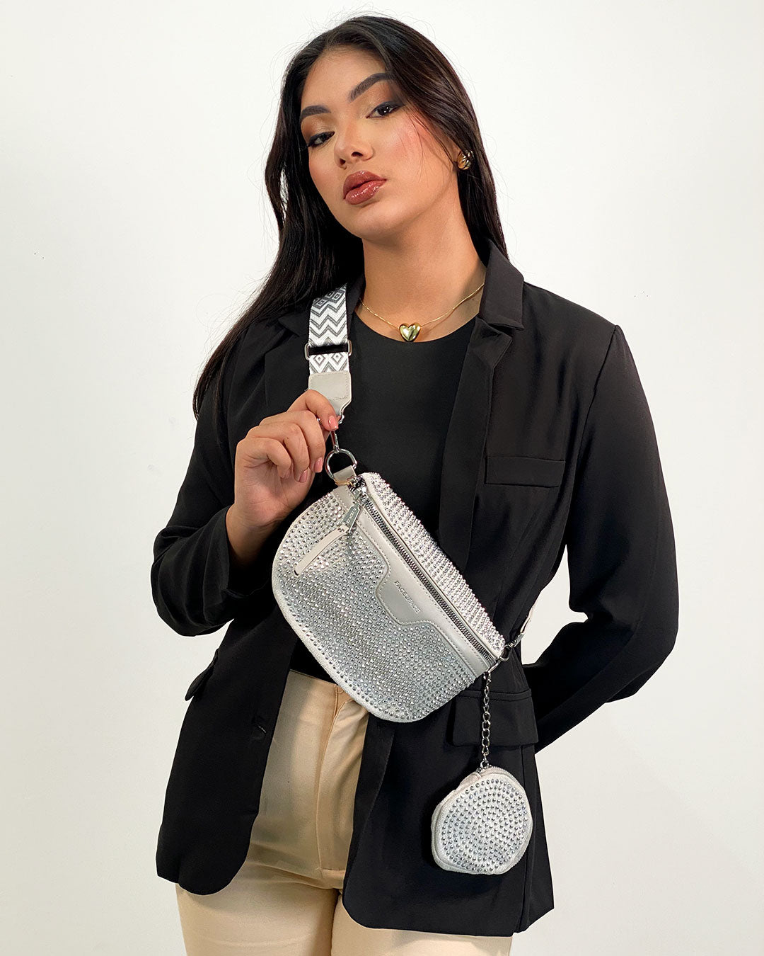 Cartera de pecho brillante