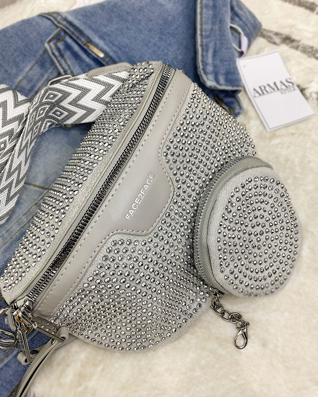 Cartera de pecho brillante