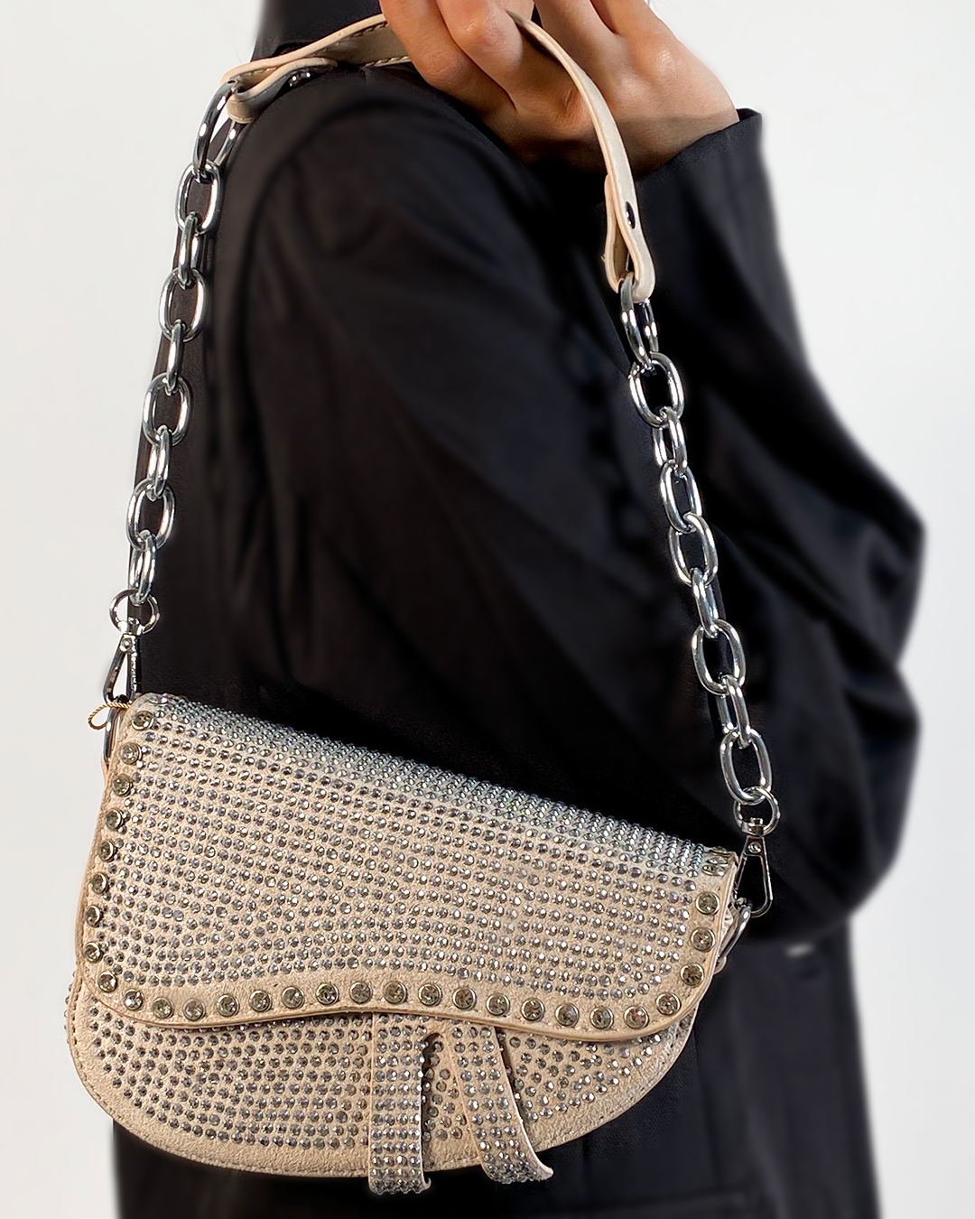 Cartera de semicuero brillante