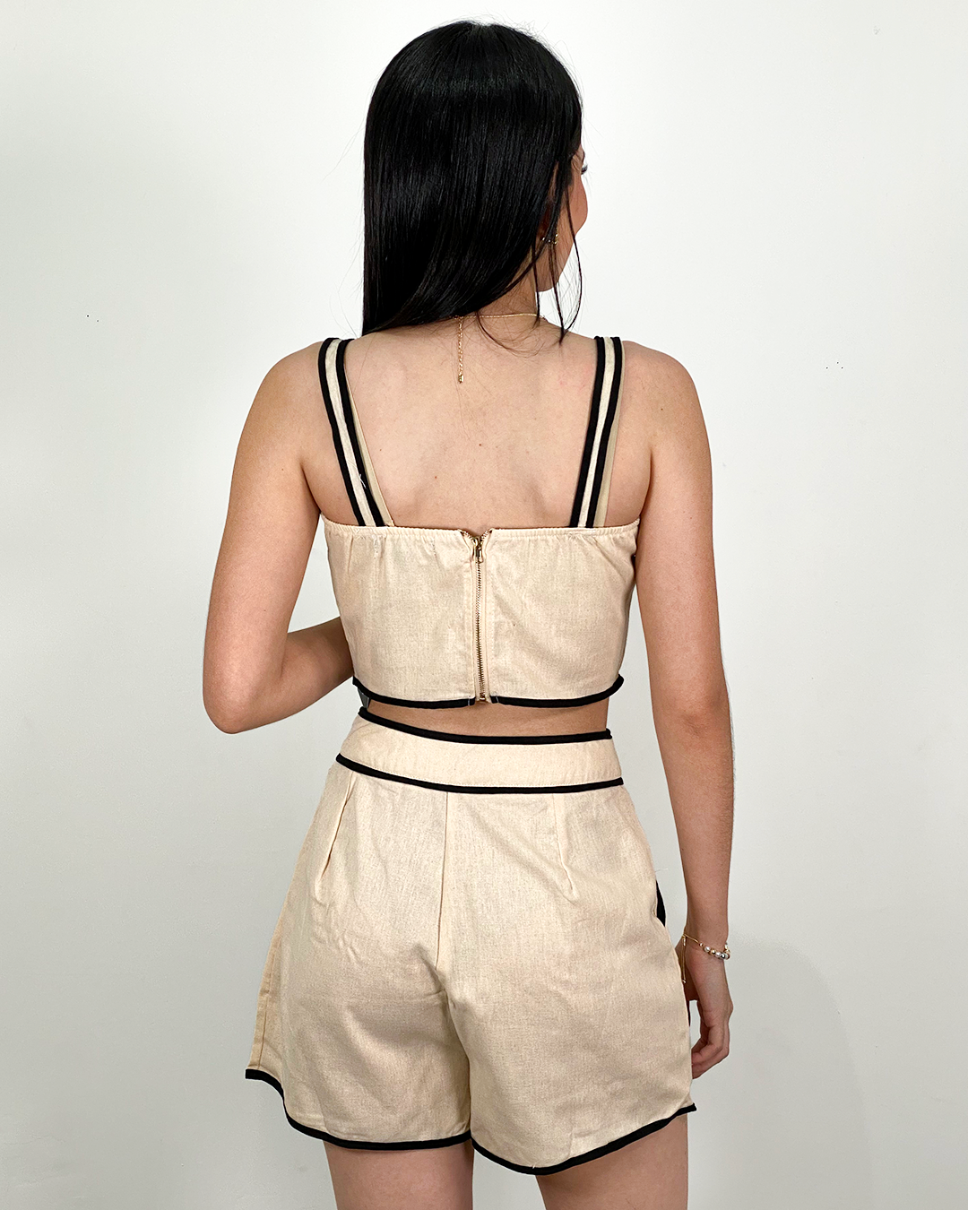 Conjunto corto unicolor