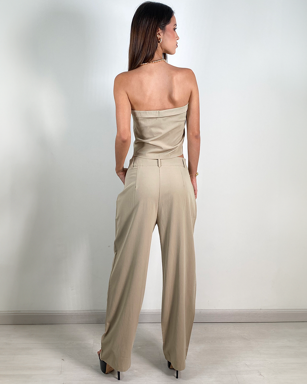 Conjunto de tops con botones y patalon