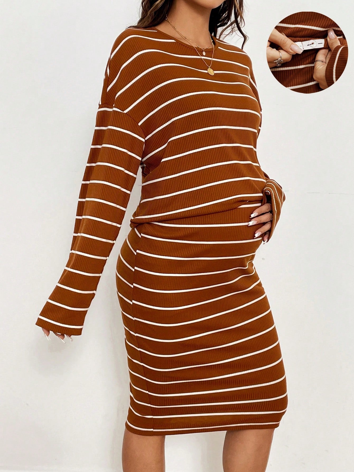 Conjunto materno a rayas