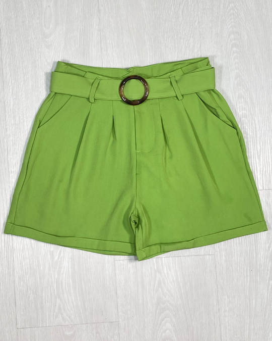 Shorts de vestir con cinturón
