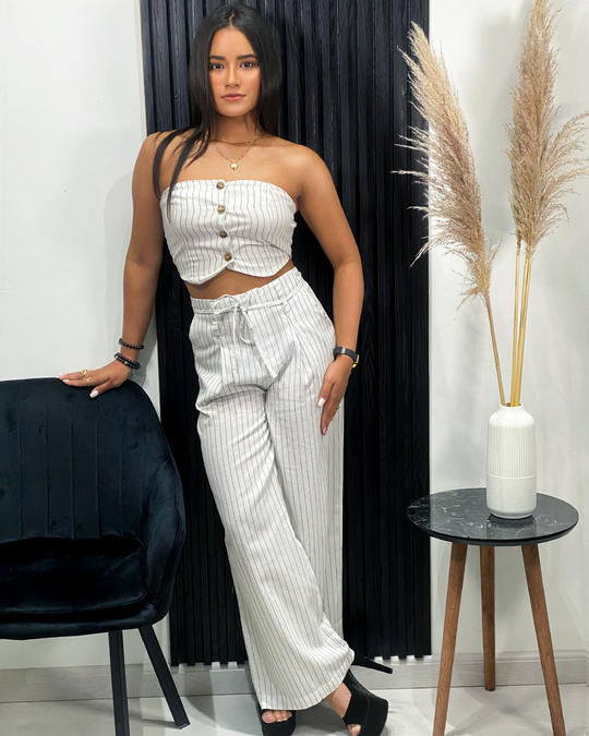 Conjunto Top Bandeau y Pantalón Palazzo