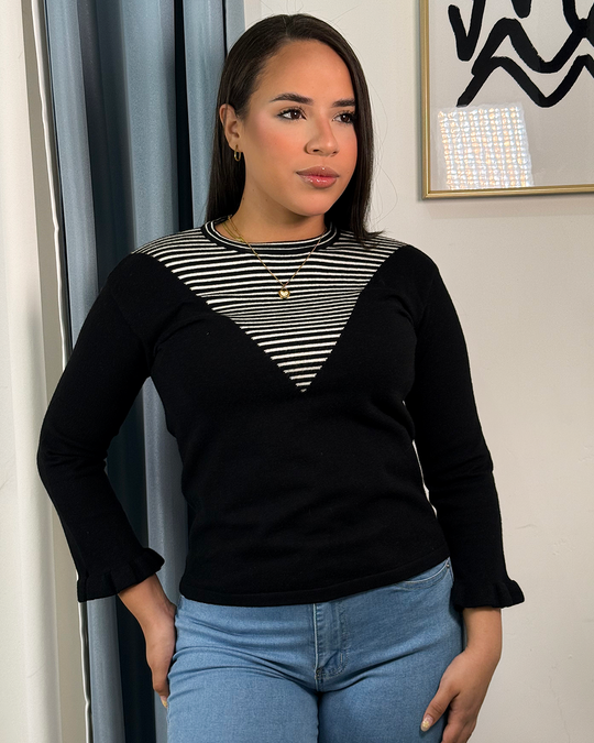 Sueter tejido cuello a rayas