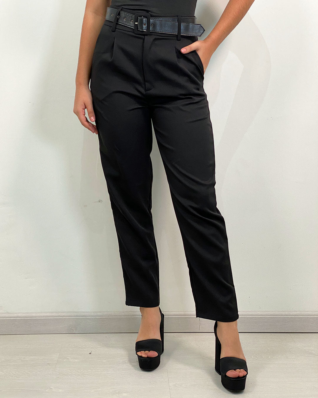 Pantalon de vestir con cinturon