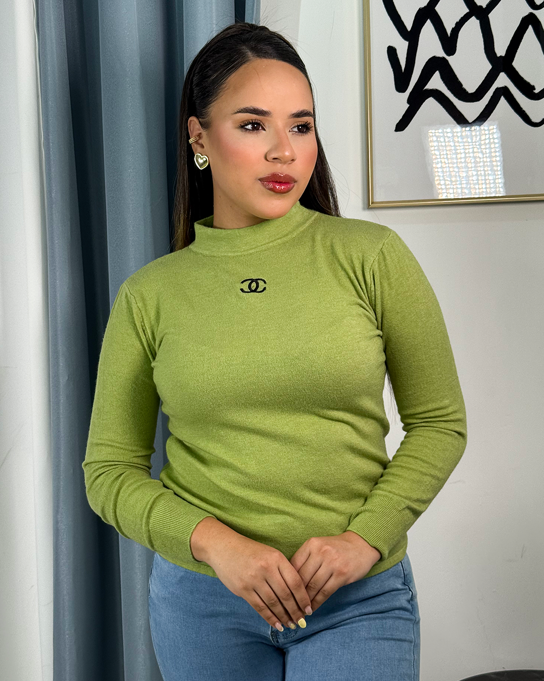 Sueter tejido cuello semi-alto