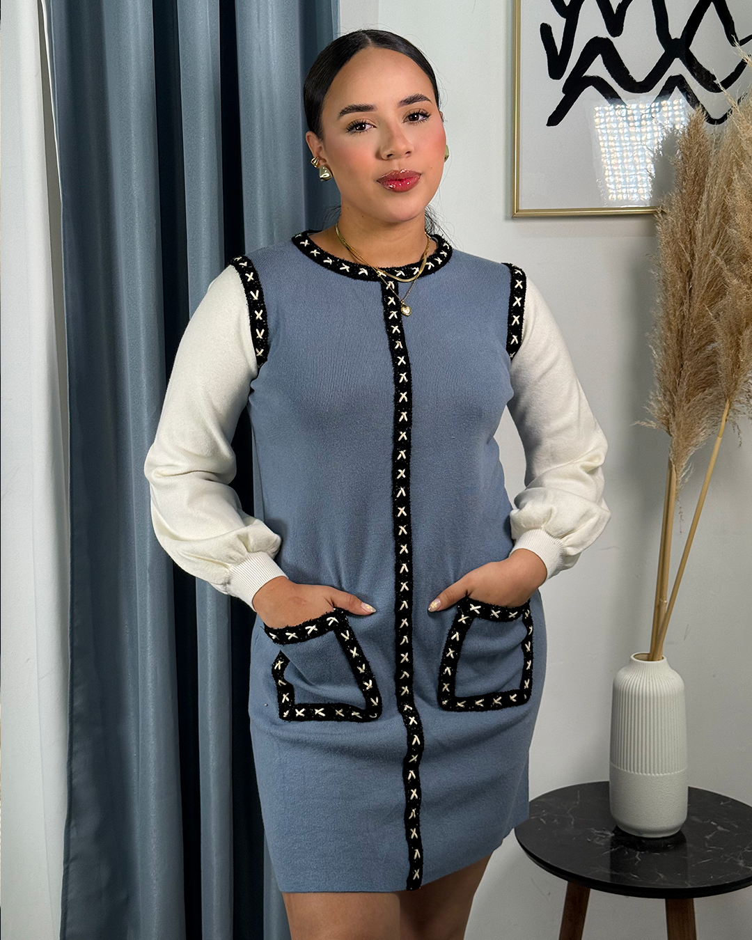 Vestido tejido con mangas y bolsillos
