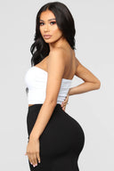 FASHION NOVA Topd Strapless Bandeau esencial