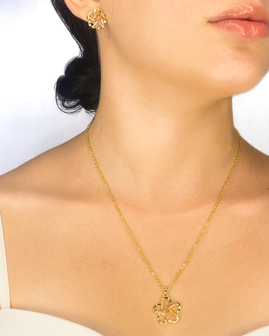 Set de collar y accesorios incluye caja con rosas enchapado en oro 18k acero inoxidable