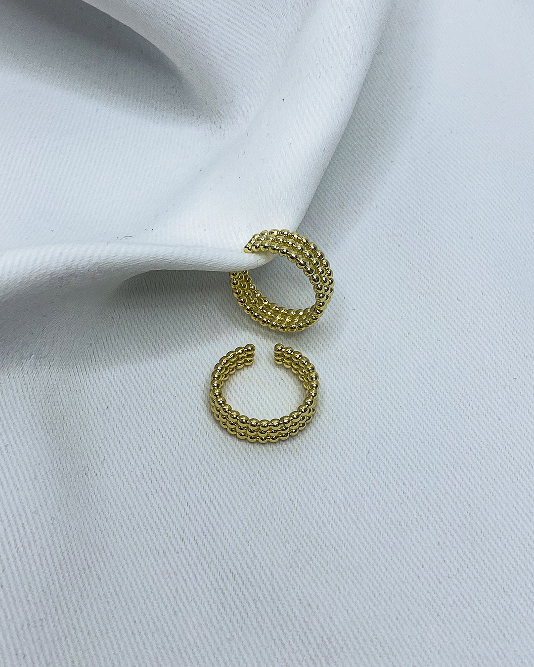 Ear cuff variados diseños enchapado en oro 14k acero inoxidable (Precio por unidad)