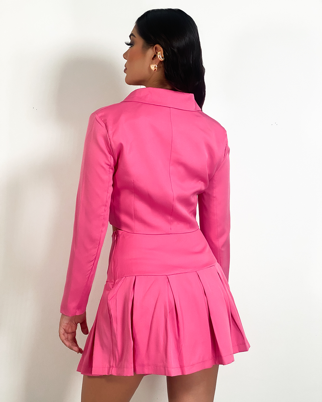 Conjunto de blazer y falda plizada