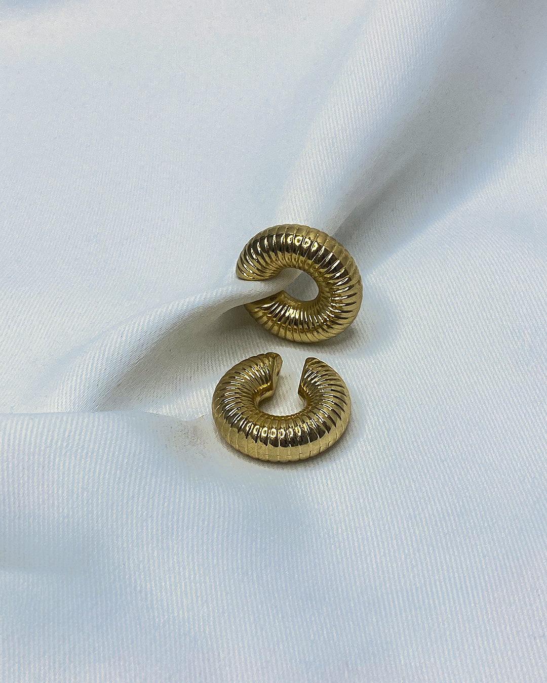 Ear cuff chunky enchapados en oro 14k de acero inoxidable