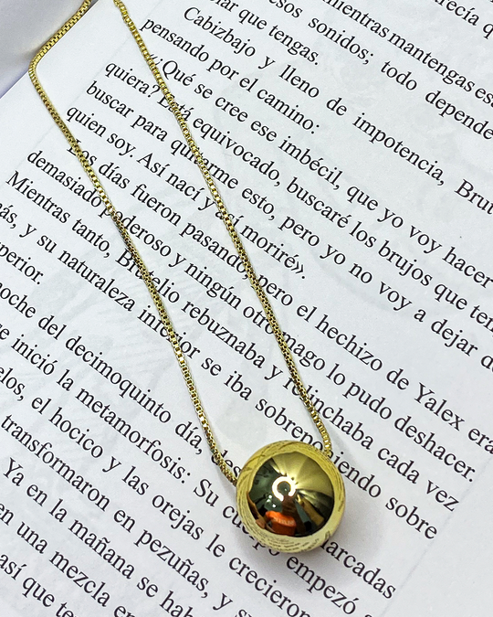 Collar con dige de esfera enchapado en oro 14k acero inoxidable