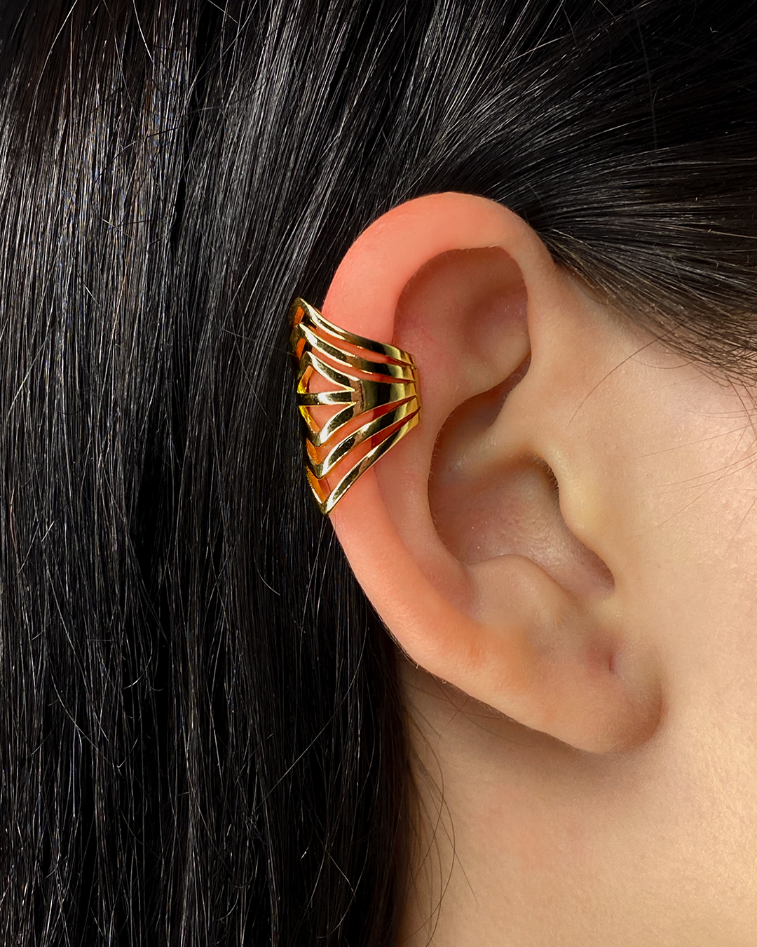 Ear cuff variados diseños enchapado en oro 14k acero inoxidable (Precio por unidad)