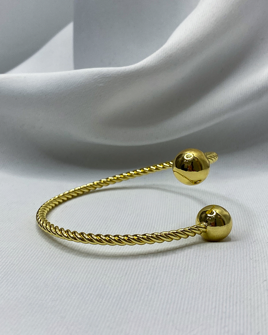 Pulsera con detalle de esfera enchapado en oro 14k acero inoxidable