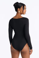 FASHION NOVA Body de manga larga con cuello barco Becky