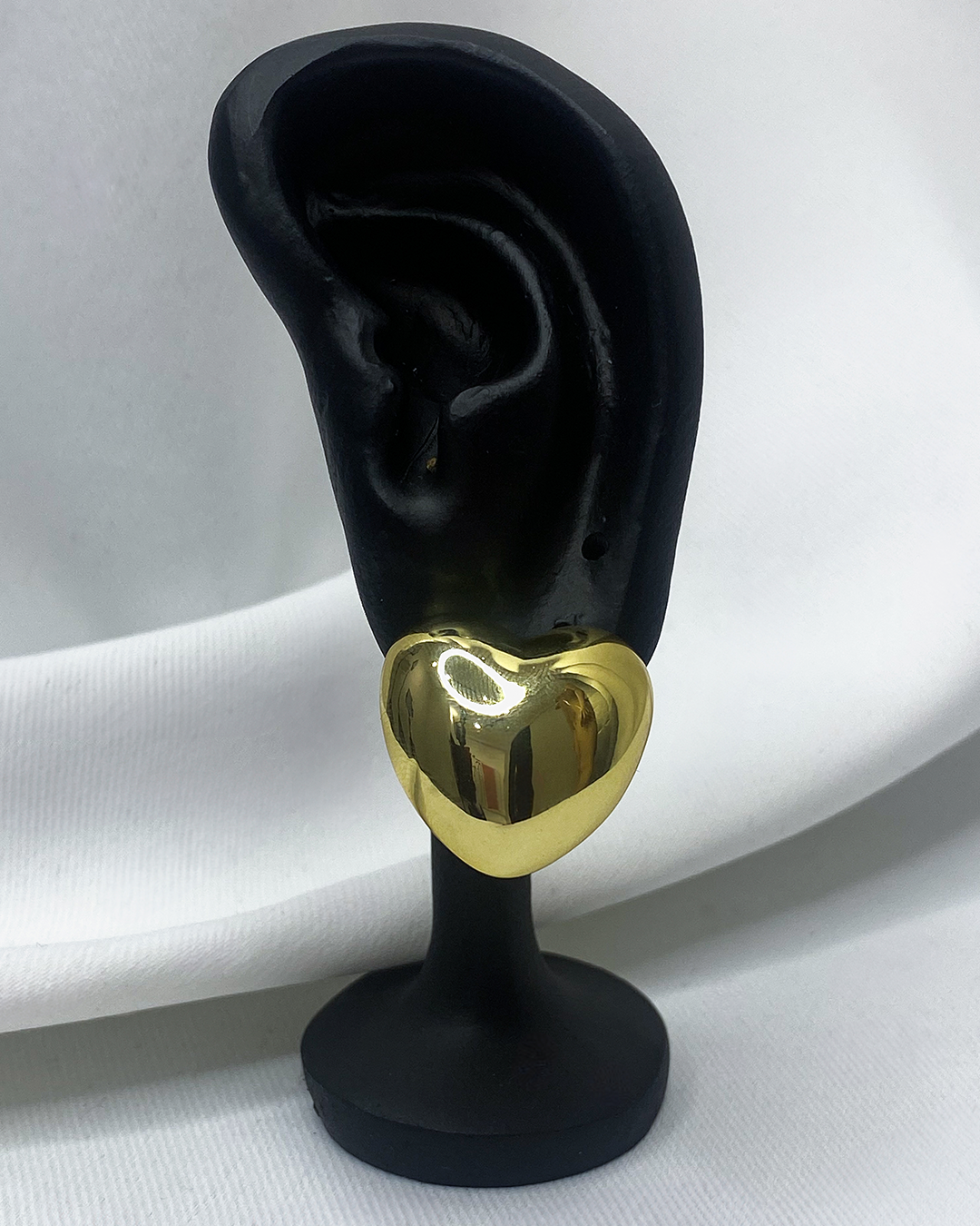 Pendientes de tachuela corazón burbuja enchapado en oro 14k acero inoxidable