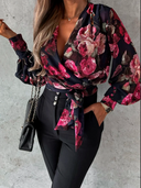 Blusa con estampado floreado manga larga