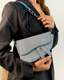 Cartera de semicuero brillante