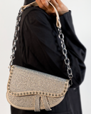 Cartera de semicuero brillante