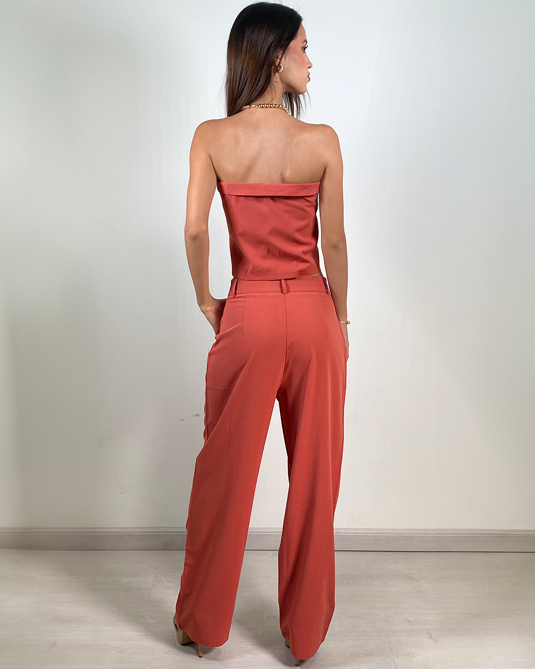 Conjunto de tops con botones y patalon