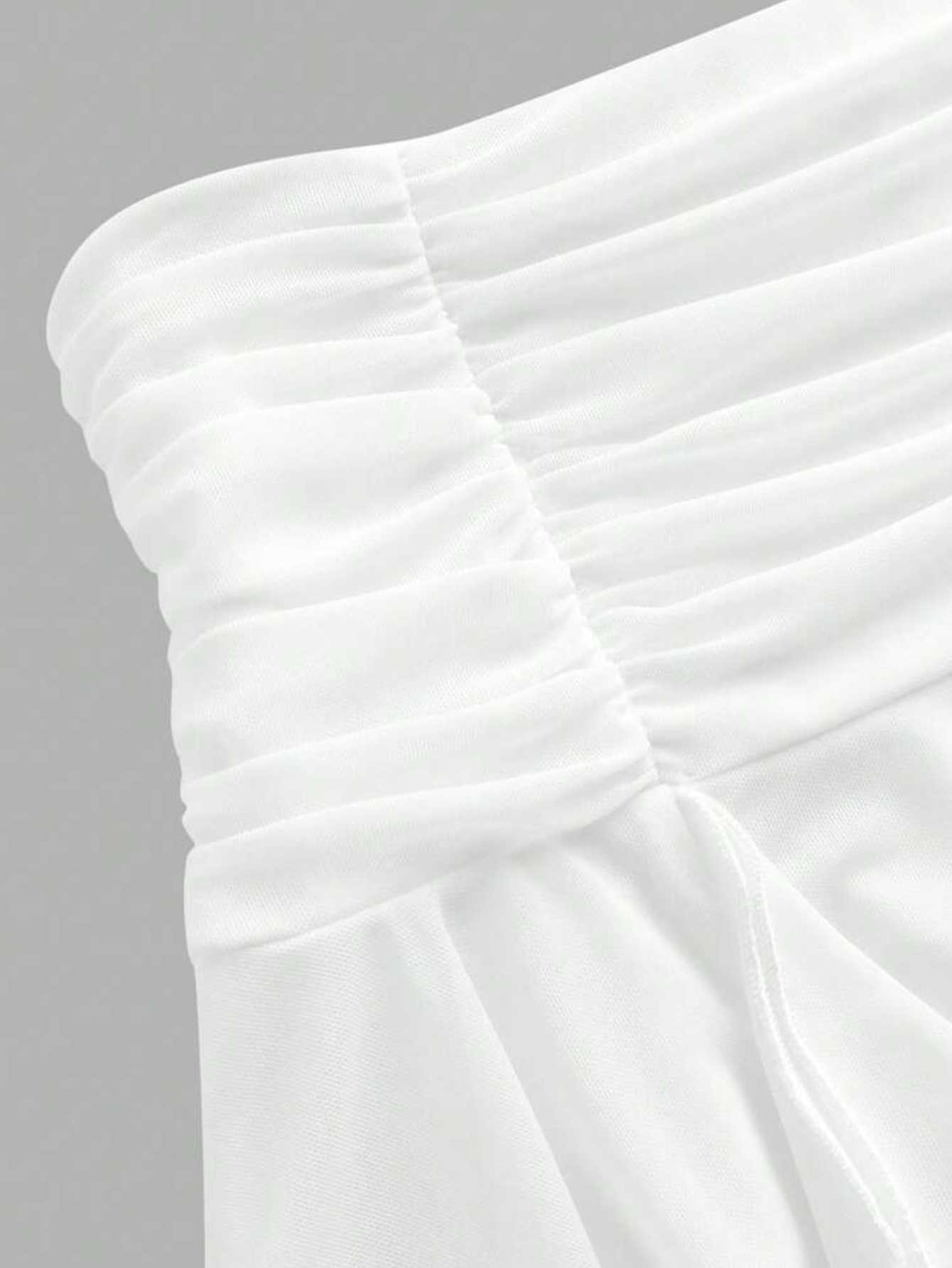 Falda unicolor con malla