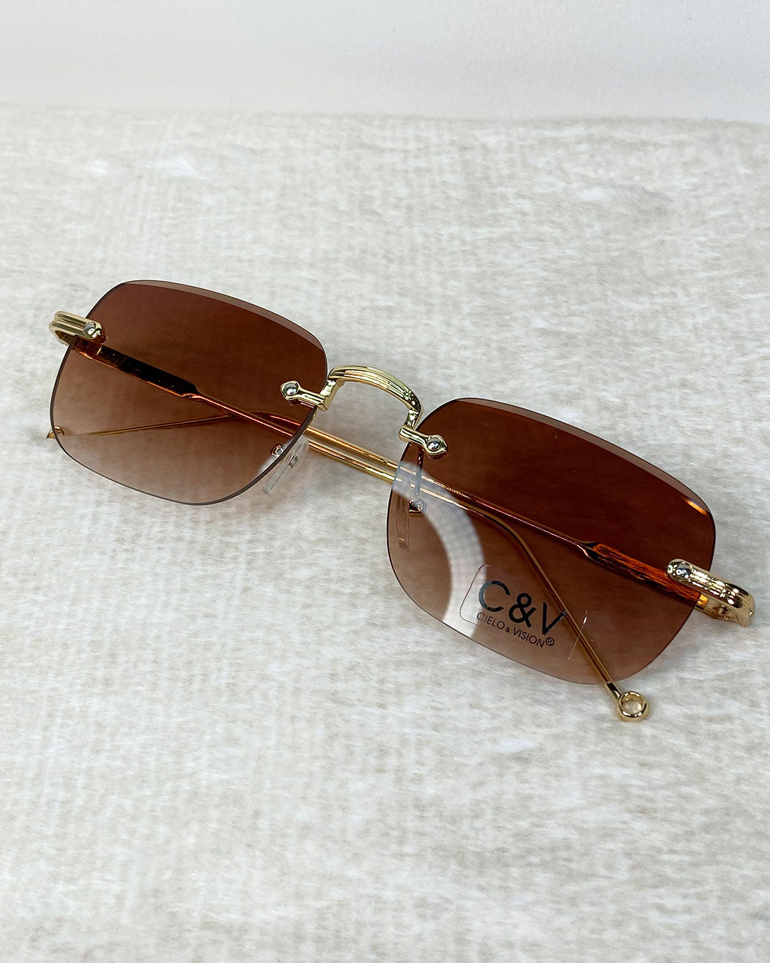 Gafas de sol cuadradas sin marco de metal