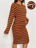 Conjunto materno a rayas