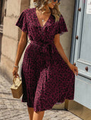 Vestido de mujer con cinturon estampado manga mariposa y falda fruncida