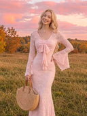 Vestido romantico largo ajustado con encaje manga larga
