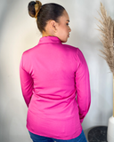 Camisa con brillos en el cuello