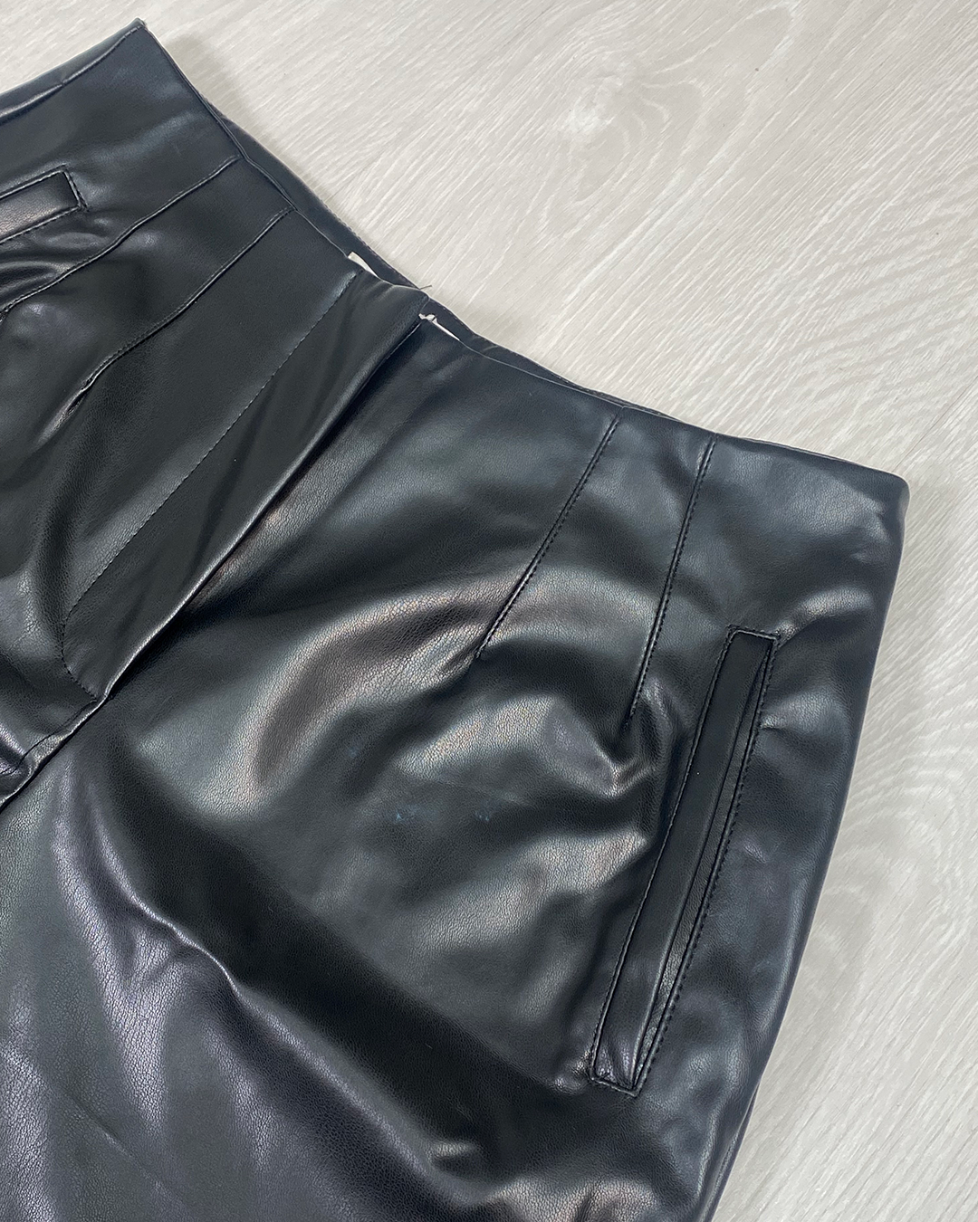 Shorts tipo Zara de cuerina