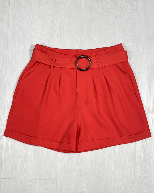 Shorts de vestir con cinturón