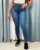 skinny jeans with chain