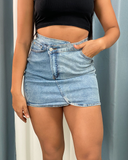 Short skirt with crossed waistband