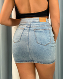 Short skirt with crossed waistband