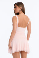FASHION NOVA  Mini vestido de malla Loving Life con volado cuello halter