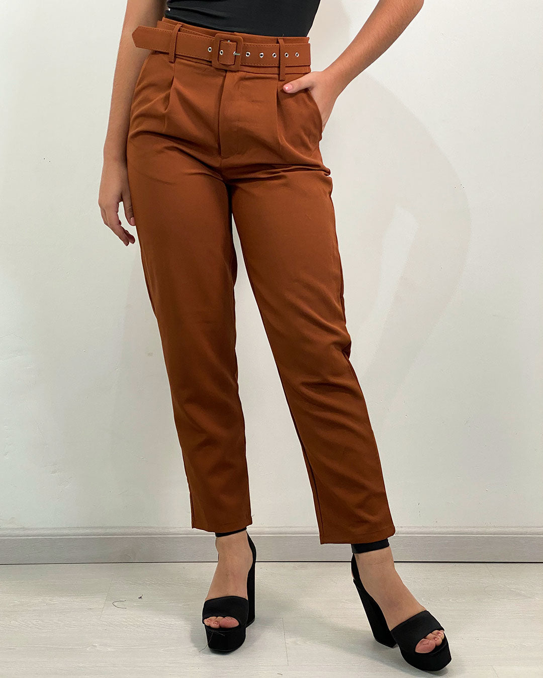 Pantalon de vestir con cinturon