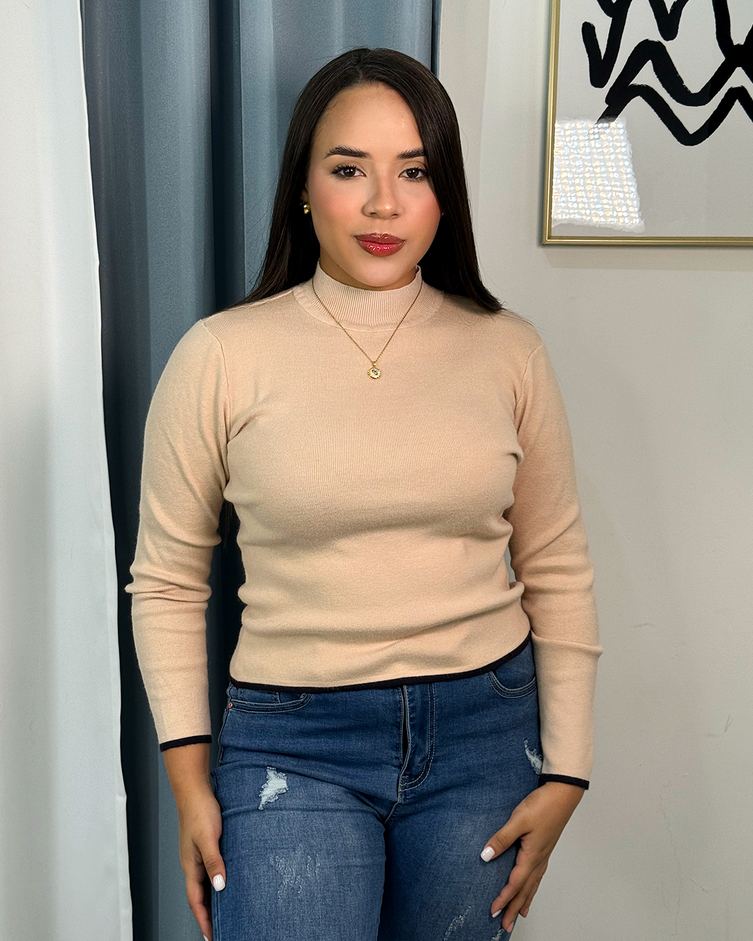 Sueter tejido cuello semi alto Con diseño en los bordes