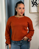 Sueter tejido con cintas