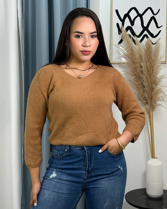 Sueter tejido cuello V