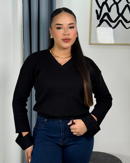 Sueter tejido con aberturas en las mangas