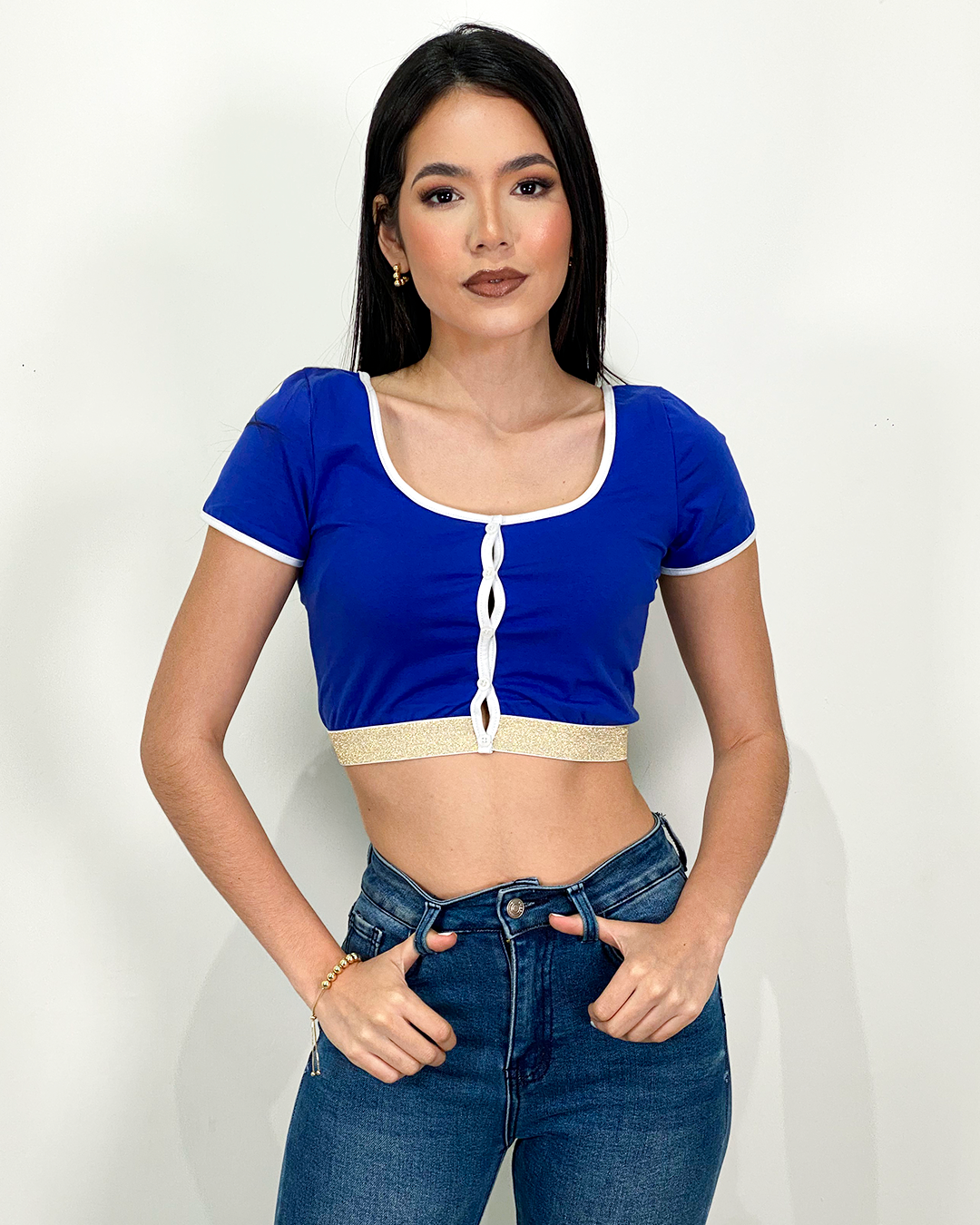 Tops basico con detalle brillante